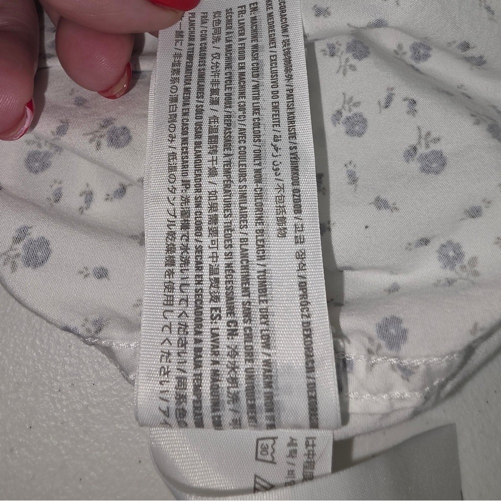 Abercrombie & Fitch Super Slim White Shirt with Navy Floral Button Up Small - Picture 9 of 10